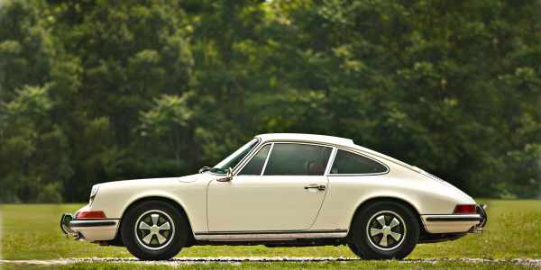 Porsche 911 2.4 E